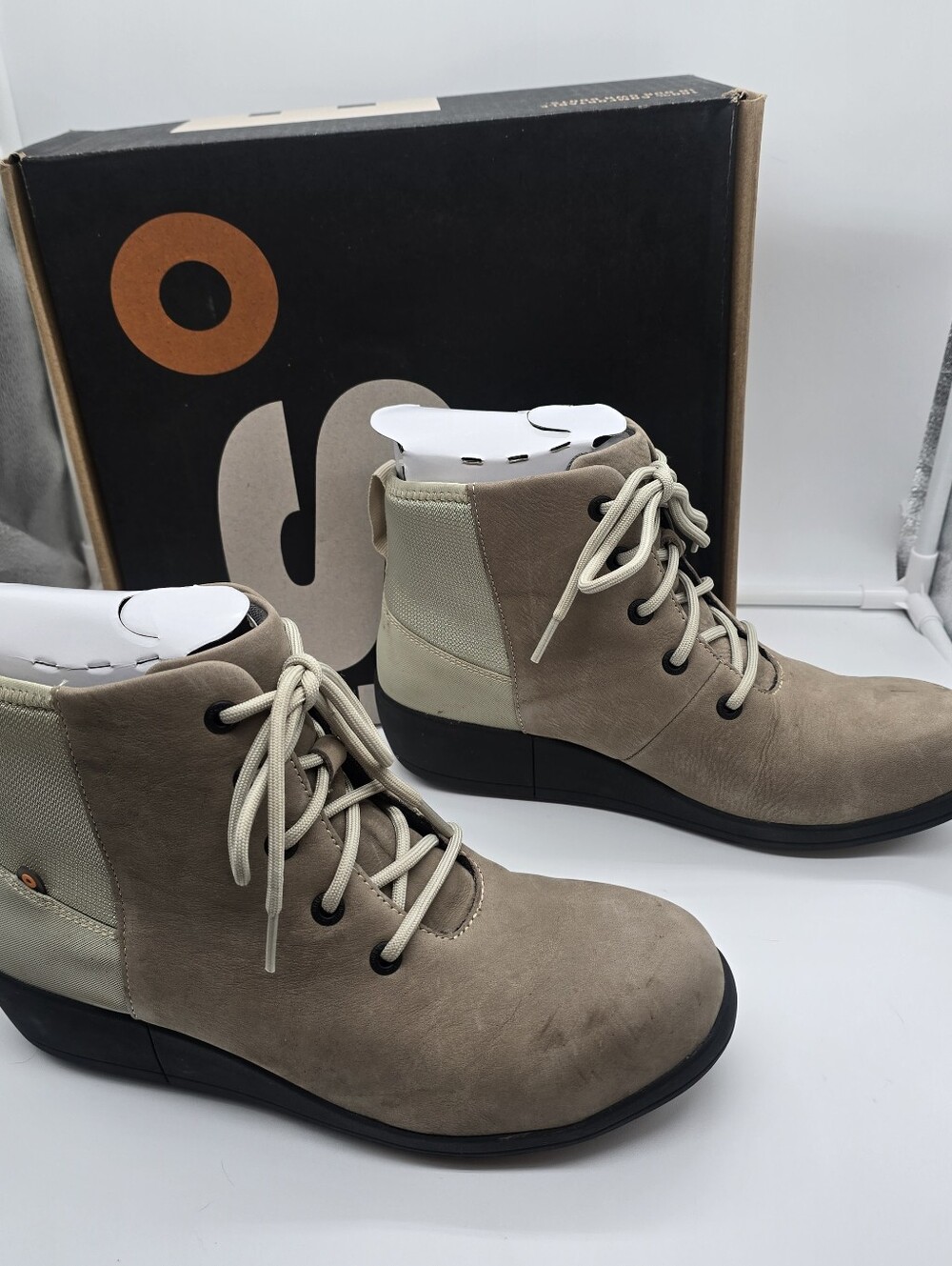 Bogs Audrey Wedge Womens Size 10 Tan Suede Safety Boots Composite Toe